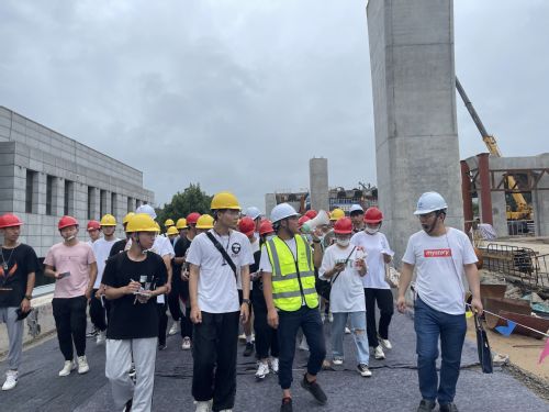 就业领域主要面向路桥施工造价人员